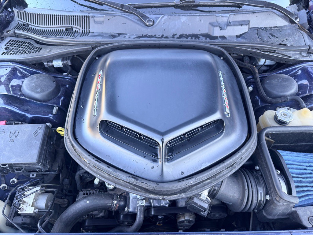 2016 Dodge Challenger Image 12