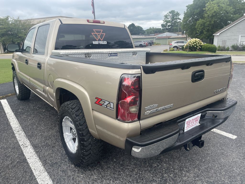 2005 Chevrolet Silverado 1500 Image 5