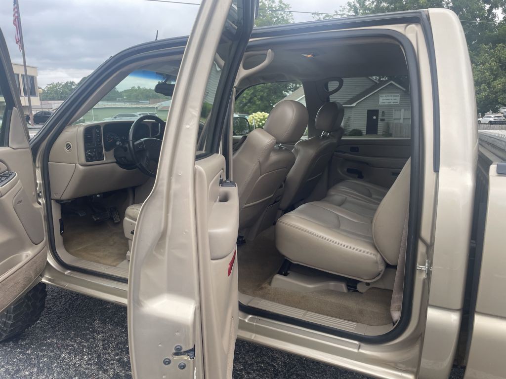 2005 Chevrolet Silverado 1500 Image 13