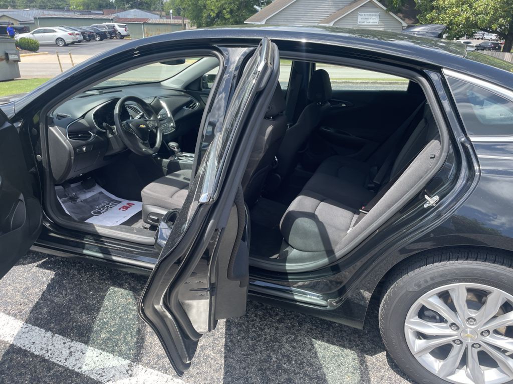 2021 Chevrolet Malibu Image 11