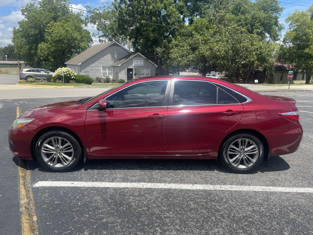 2017 Toyota Camry Image 4