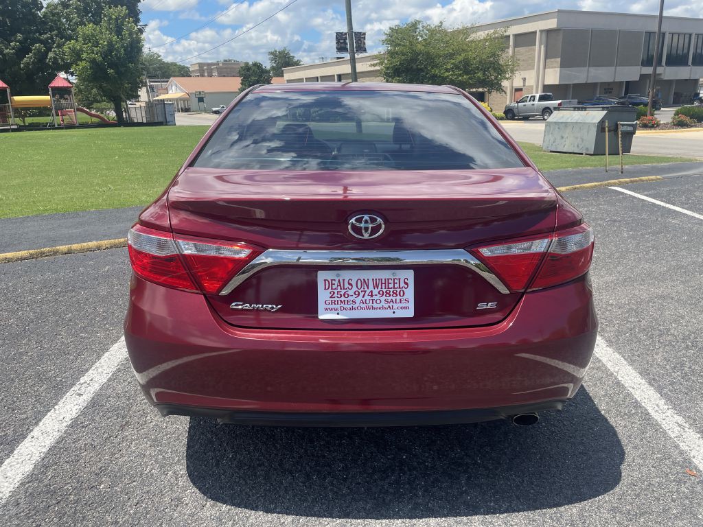 2017 Toyota Camry Image 6