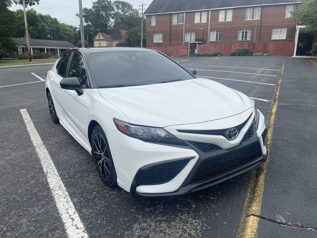 2021 Toyota Camry Image 1