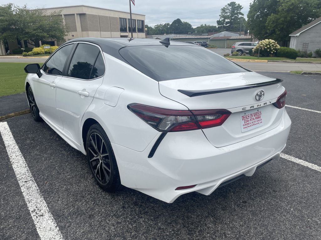 2021 Toyota Camry Image 5