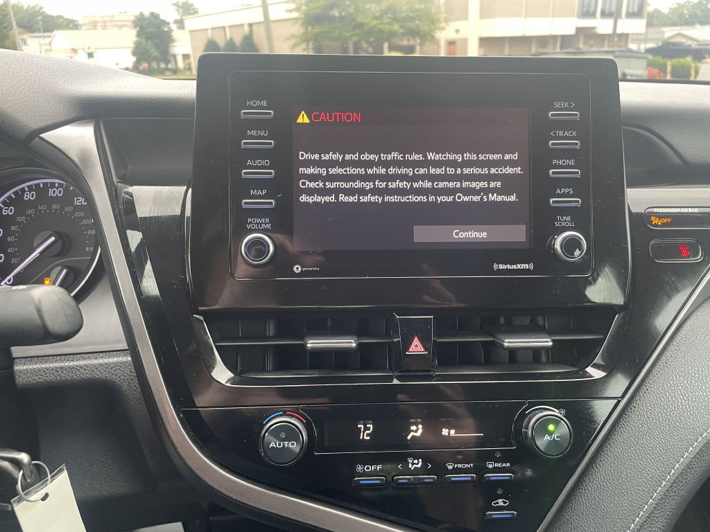 2021 Toyota Camry Image 15