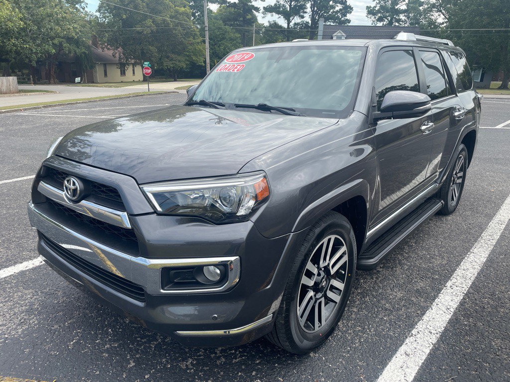 2019 Toyota 4Runner Image 3