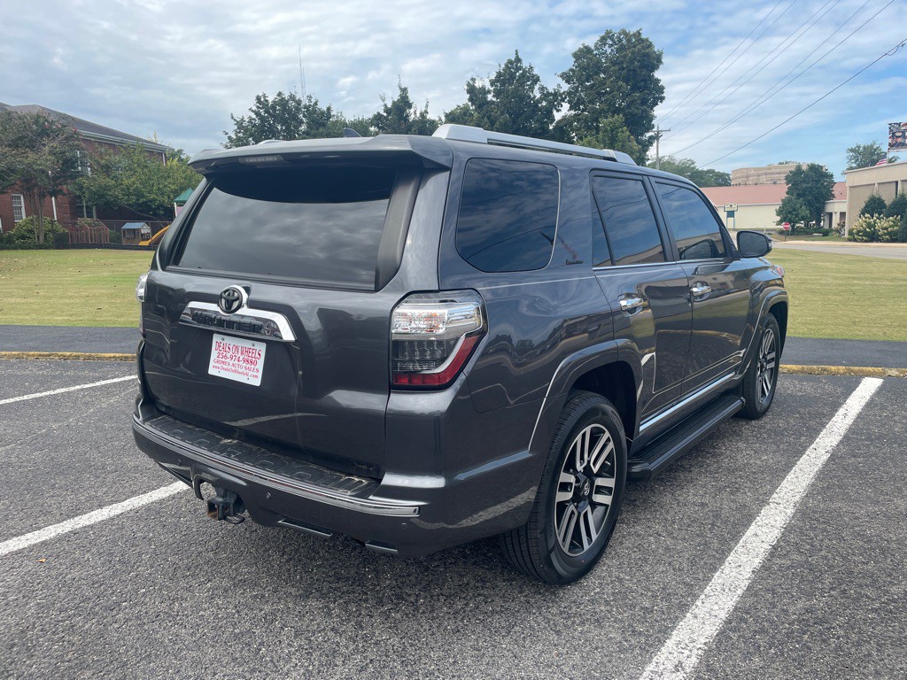 2019 Toyota 4Runner Image 7