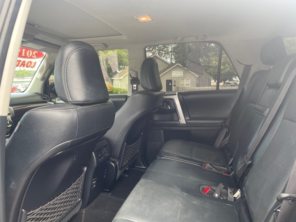 2019 Toyota 4Runner Image 11