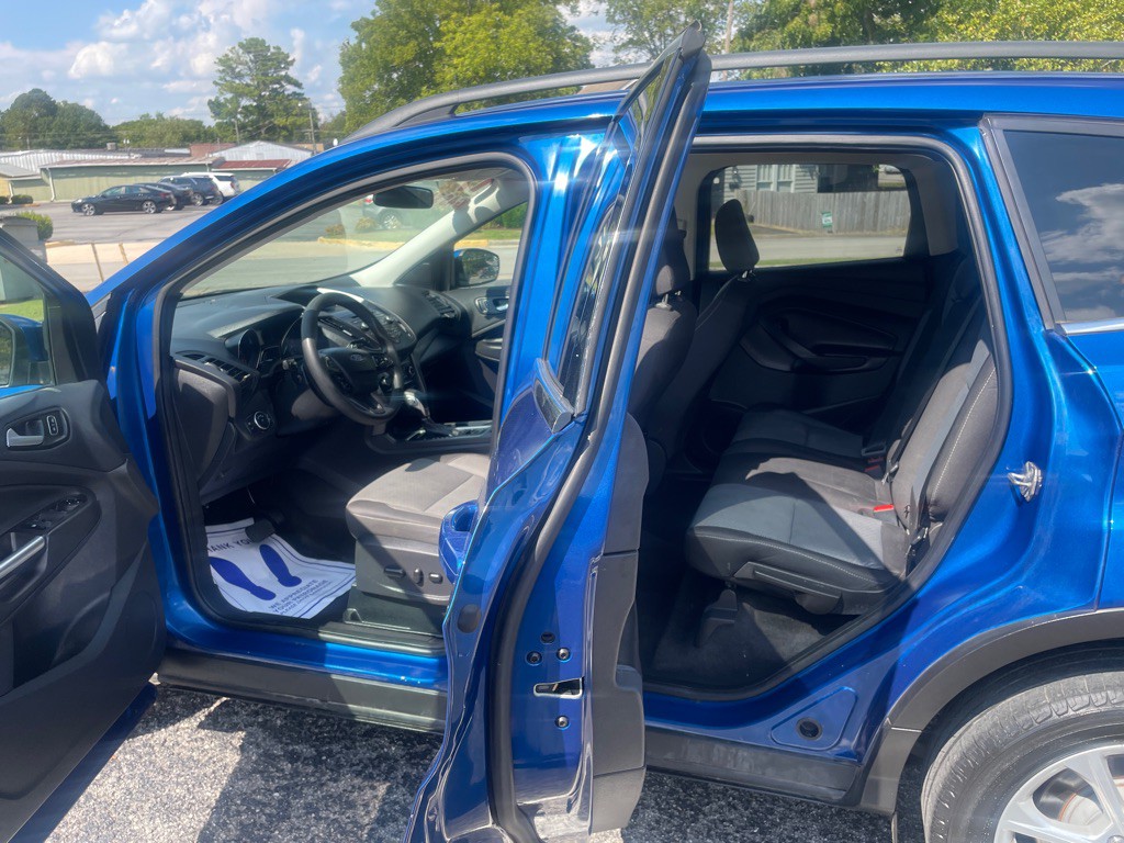 2018 Ford Escape Image 9