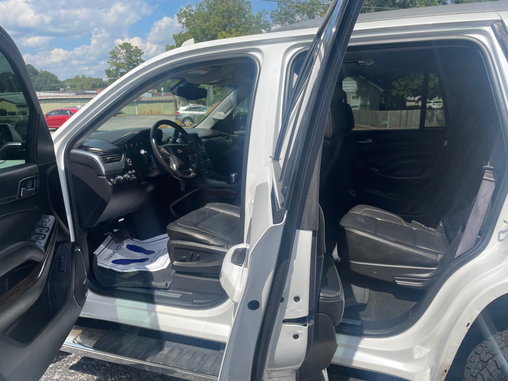 2017 Chevrolet Tahoe Image 12