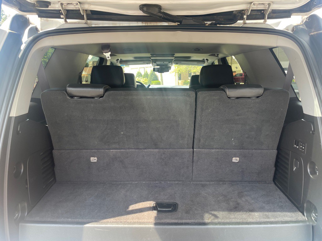 2017 Chevrolet Tahoe Image 31
