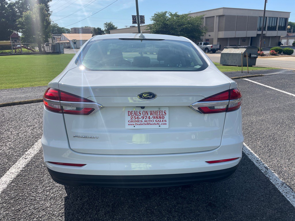 2020 Ford Fusion Image 6