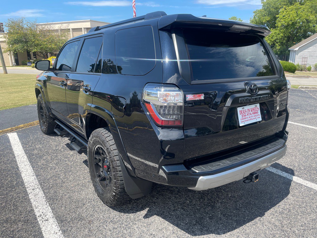 2023 Toyota 4Runner Image 5