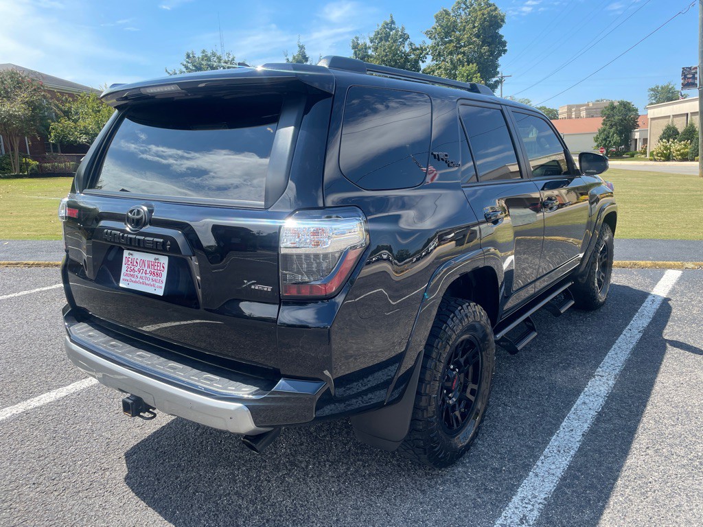 2023 Toyota 4Runner Image 7