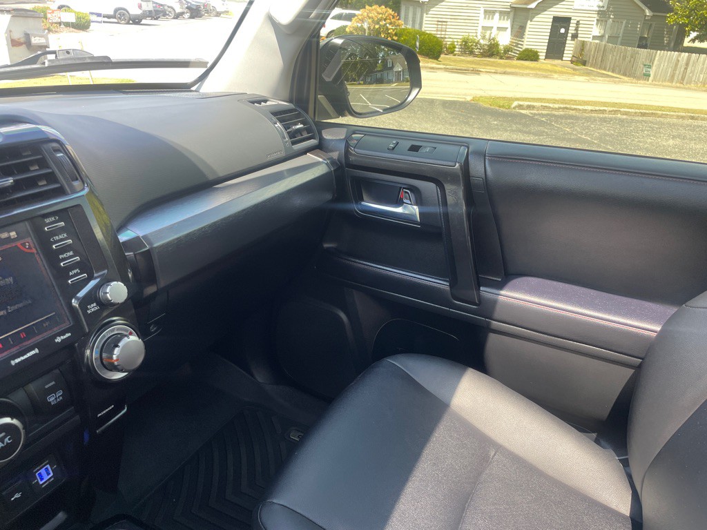 2023 Toyota 4Runner Image 21