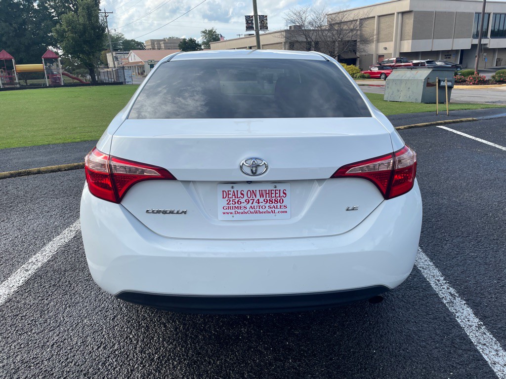2017 Toyota Corolla Image 6