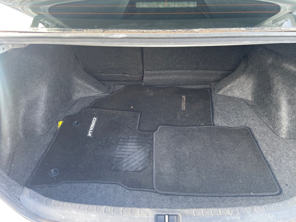 2017 Toyota Corolla Image 10