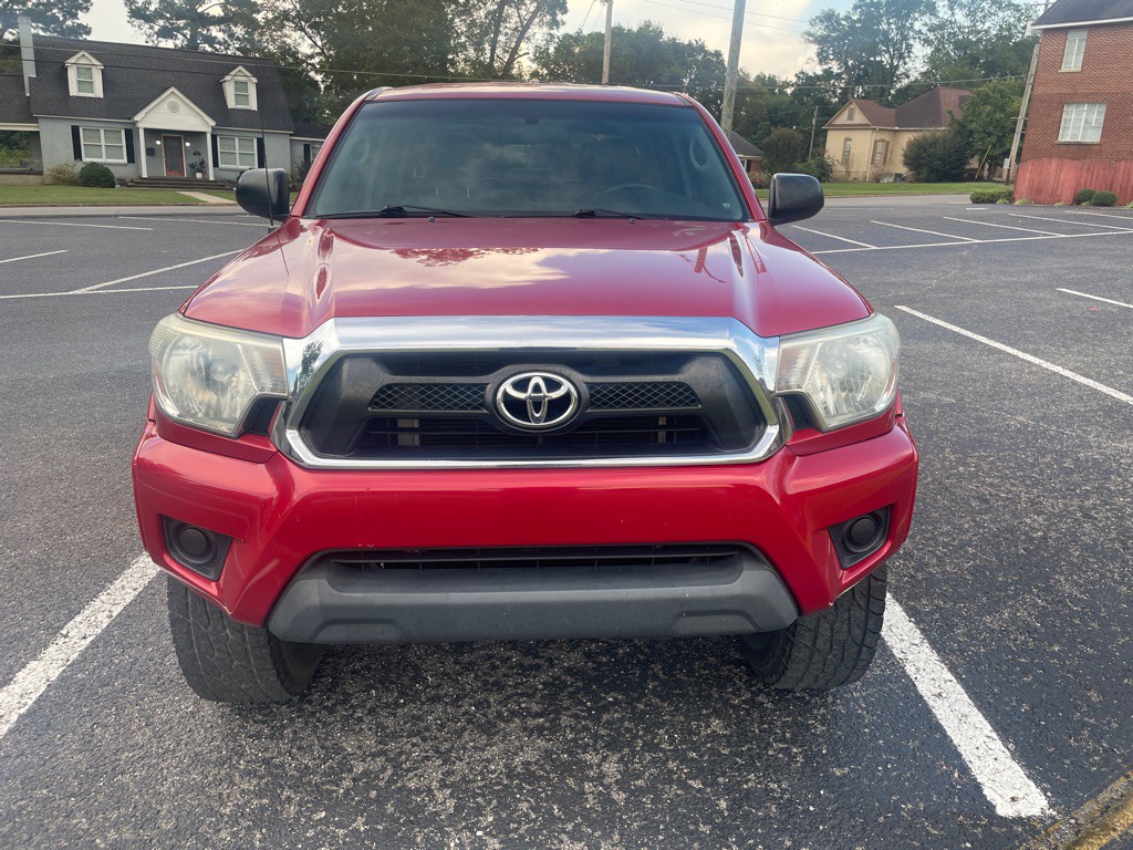 2015 Toyota Tacoma Image 2
