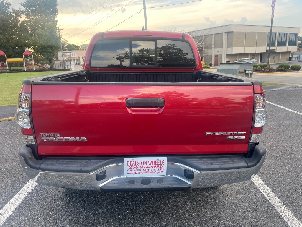 2015 Toyota Tacoma Image 6