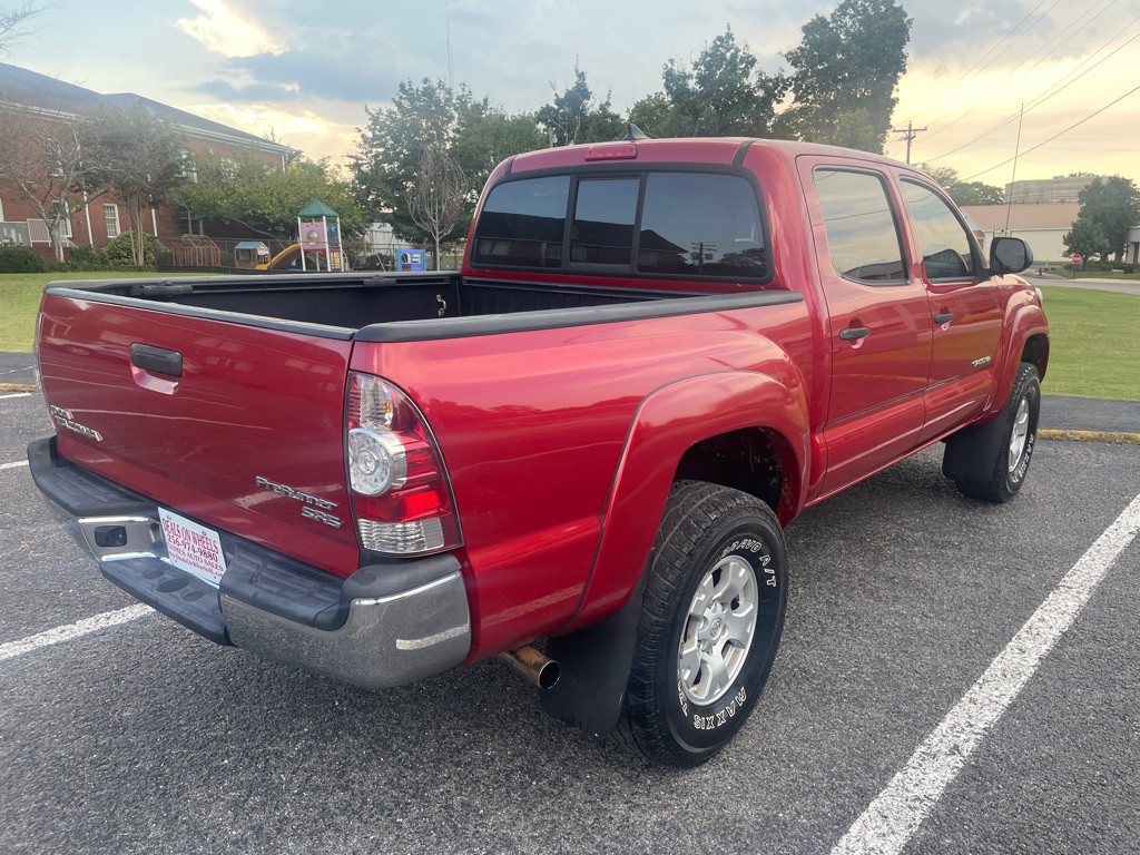2015 Toyota Tacoma Image 7