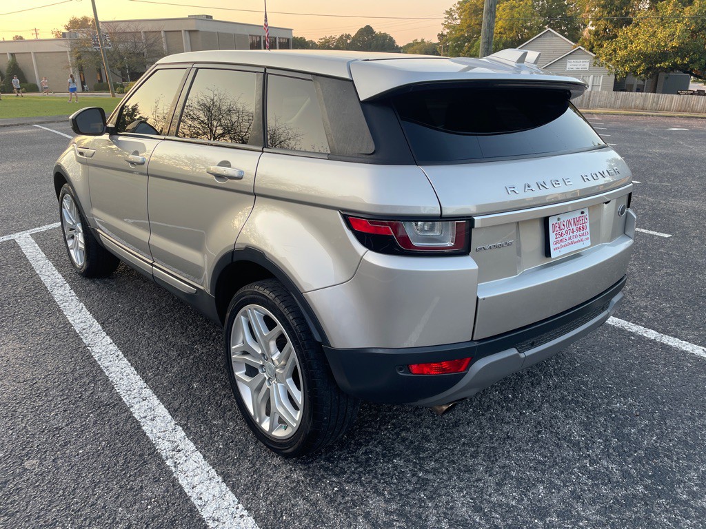 2017 Land Rover Range Rover Evoque Image 5