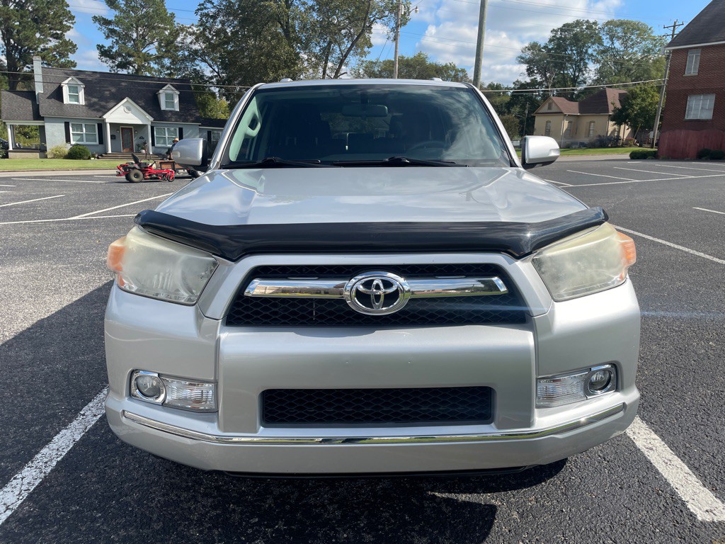 2013 Toyota 4Runner Image 2