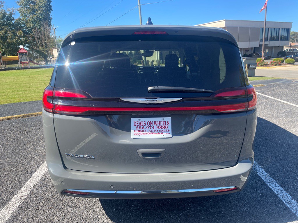 2023 Chrysler Pacifica Image 6