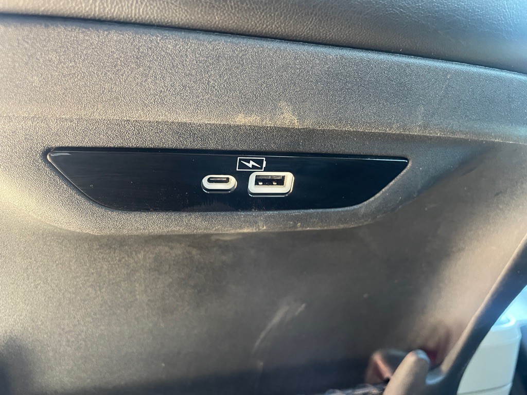 2023 Chrysler Pacifica Image 19