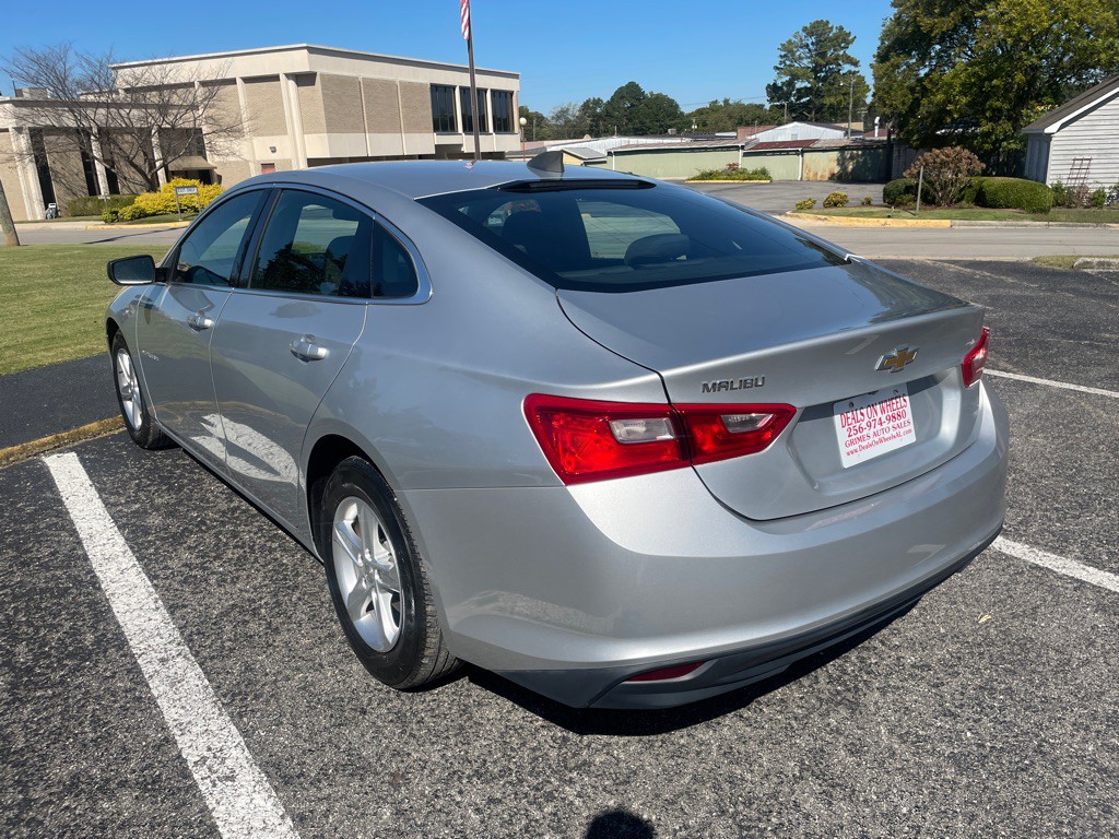 2019 Chevrolet Malibu Image 5