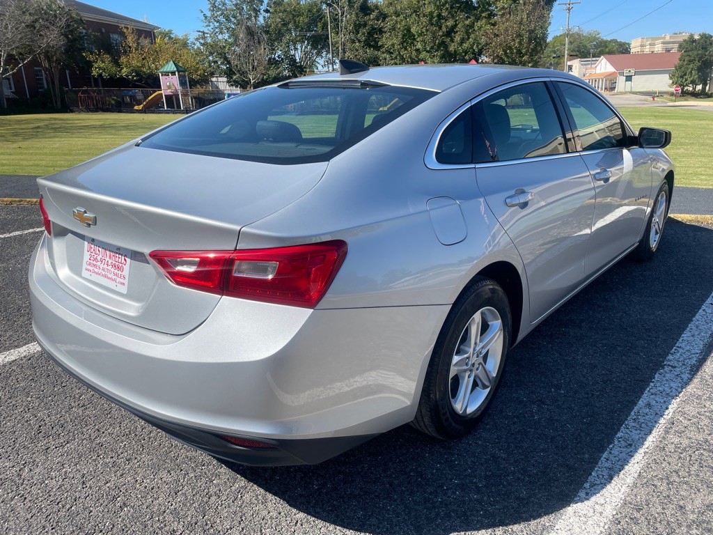 2019 Chevrolet Malibu Image 7