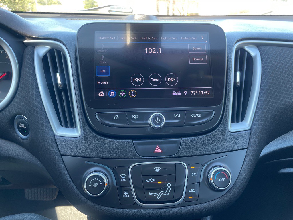 2019 Chevrolet Malibu Image 14