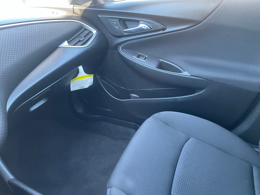 2019 Chevrolet Malibu Image 16