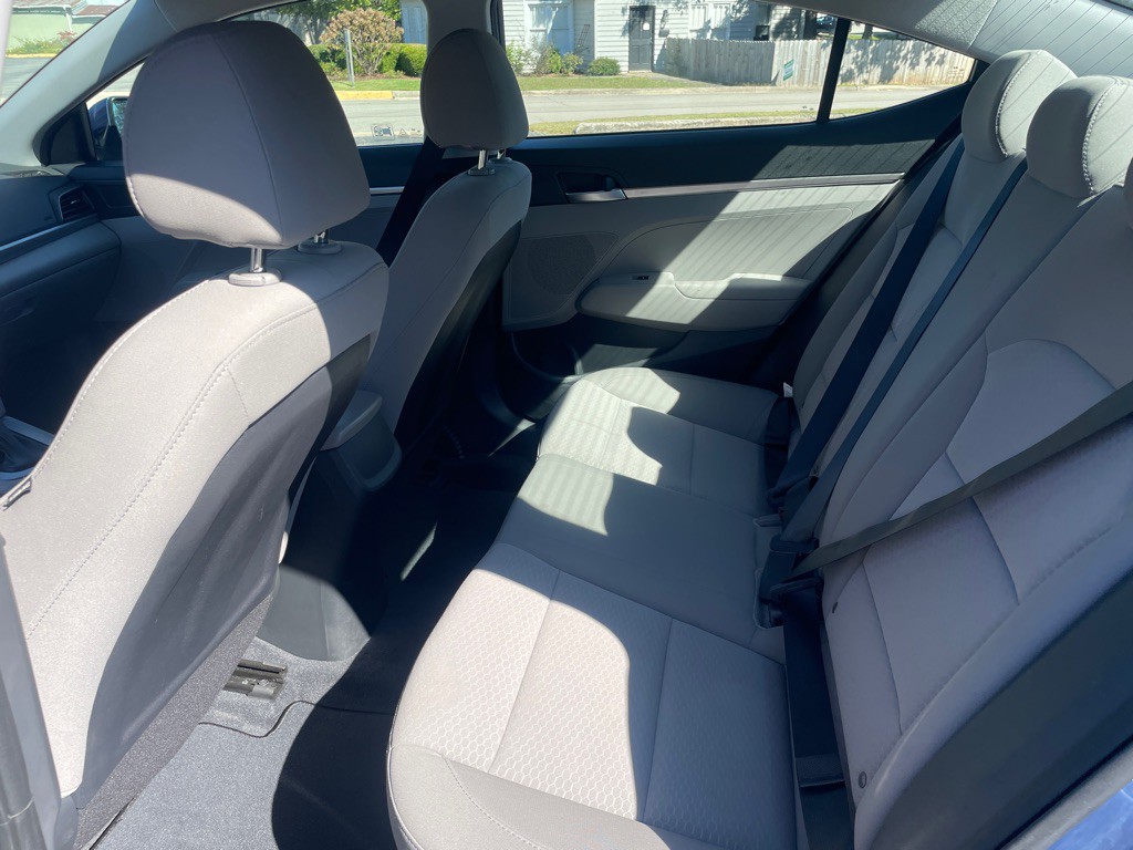 2019 Hyundai Elantra Image 11