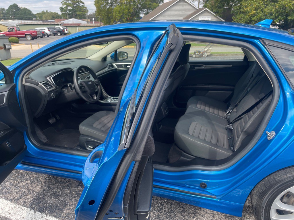 2019 Ford Fusion Image 10