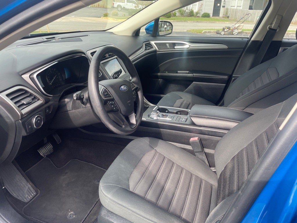 2019 Ford Fusion Image 12