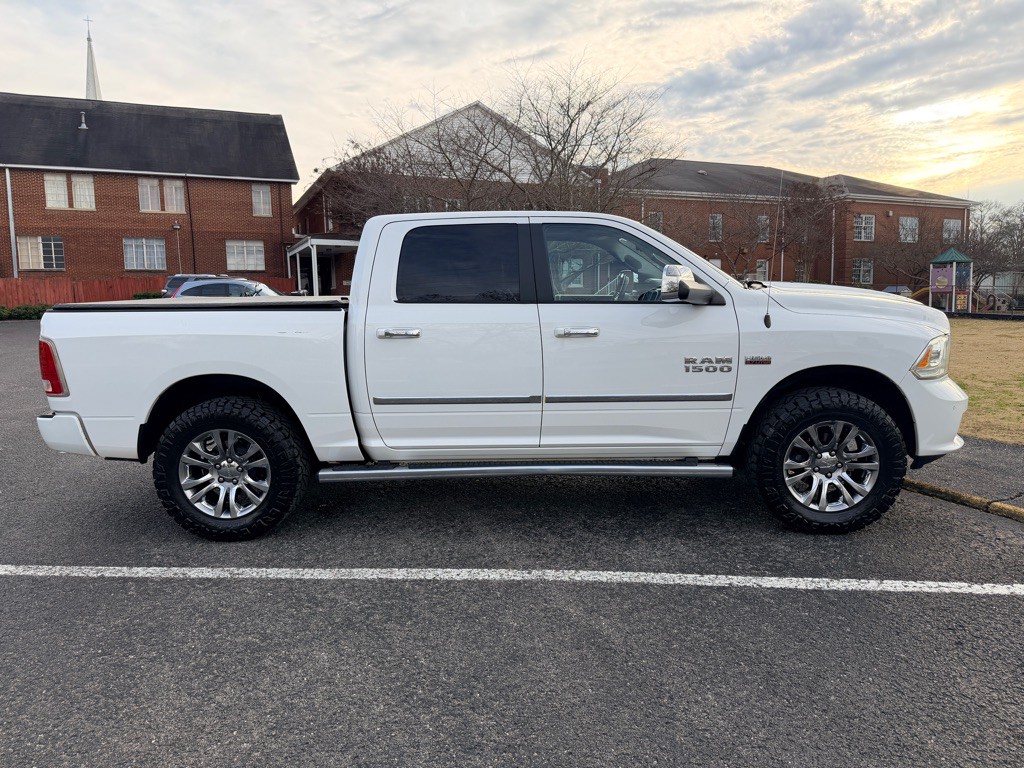 2014 RAM 1500 Image 8