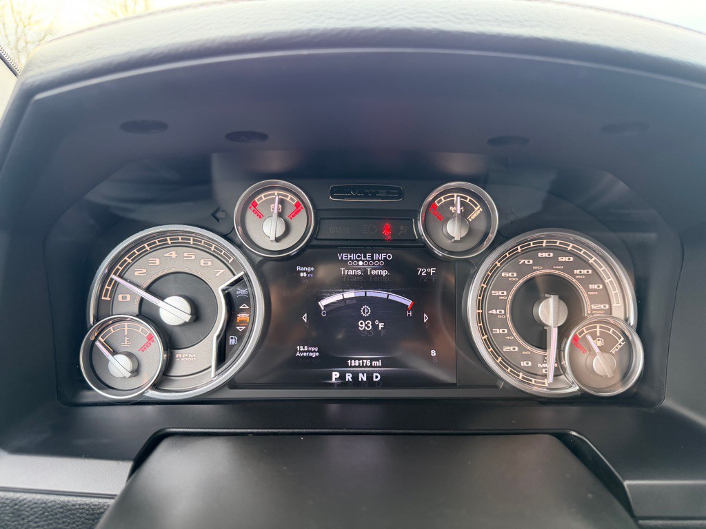 2014 RAM 1500 Image 15