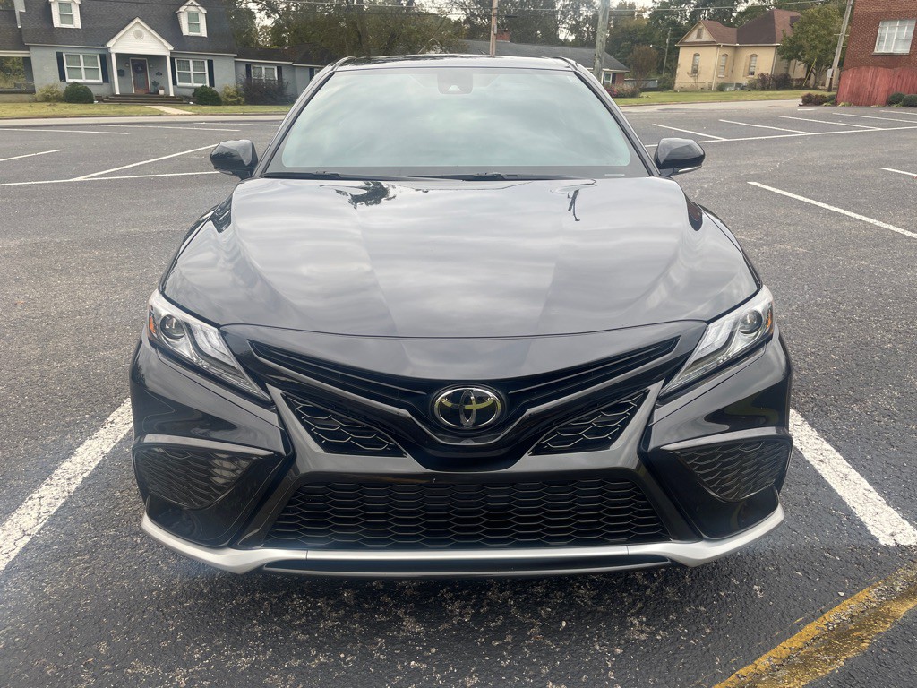 2023 Toyota Camry Image 2