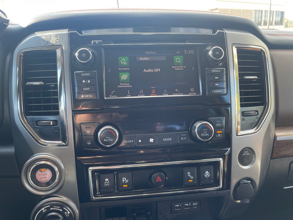 2019 Nissan Titan Image 16