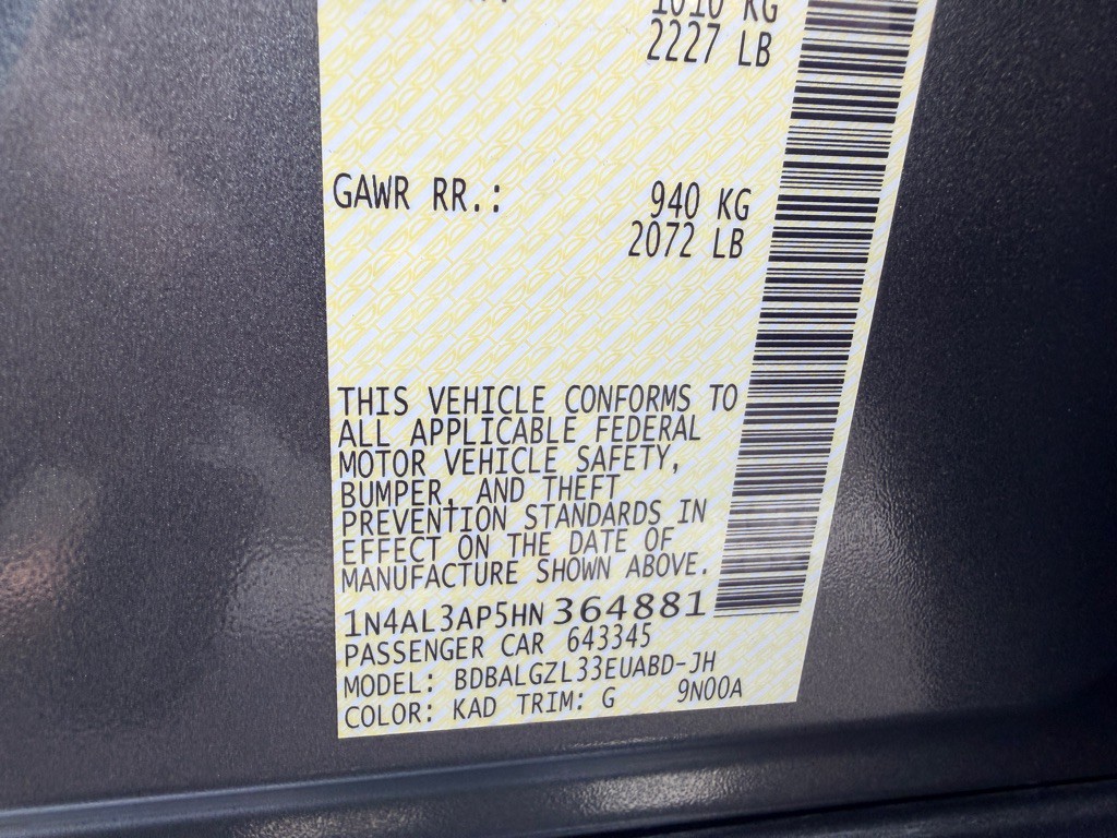 2017 Nissan Altima Image 12