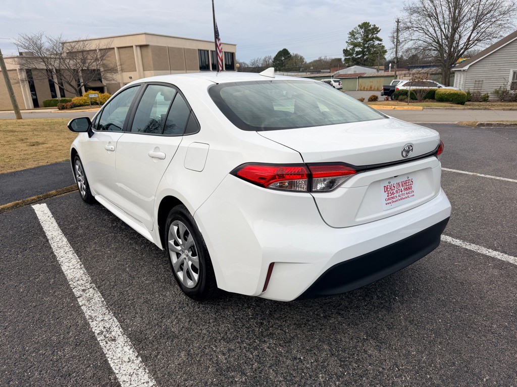 2023 Toyota Corolla Image 5