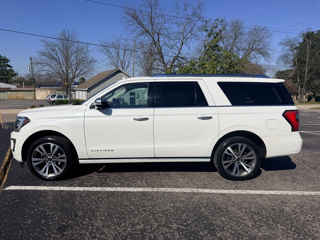 2020 Ford Expedition Image 2