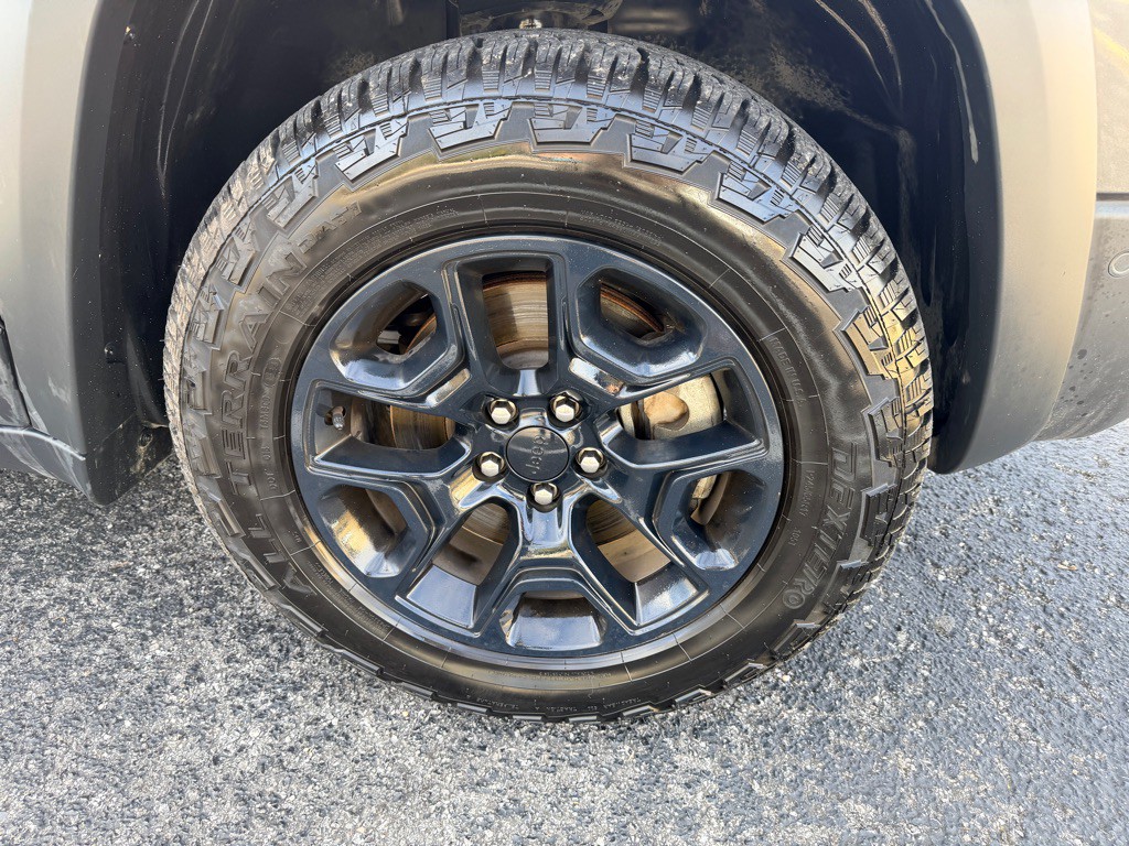 2020 Jeep Cherokee Image 9