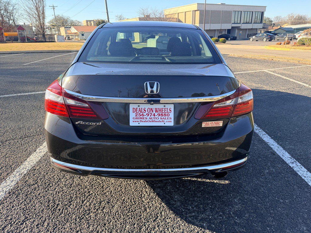 2017 Honda Accord Image 6