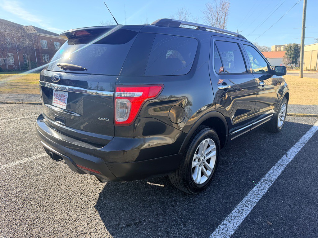 2015 Ford Explorer Image 7