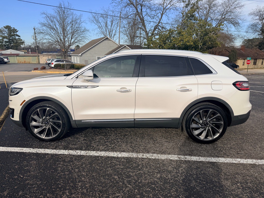 2019 Lincoln Nautilus Image 4