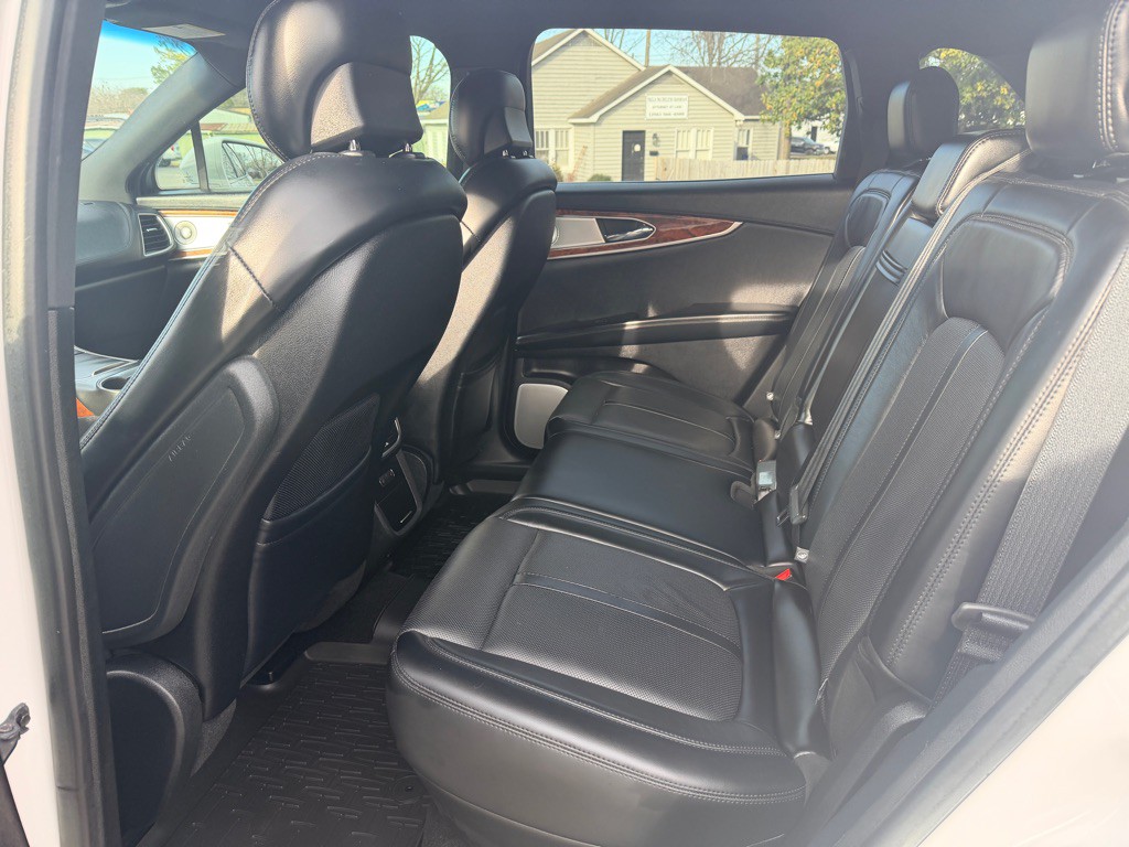 2019 Lincoln Nautilus Image 12