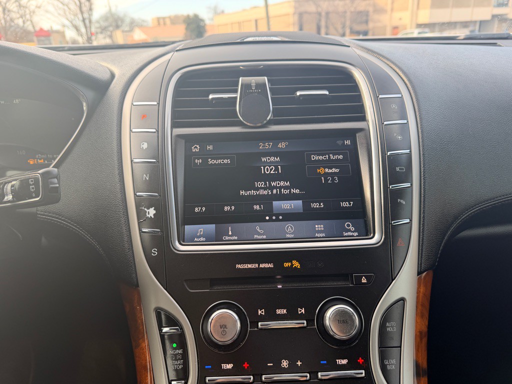 2019 Lincoln Nautilus Image 15