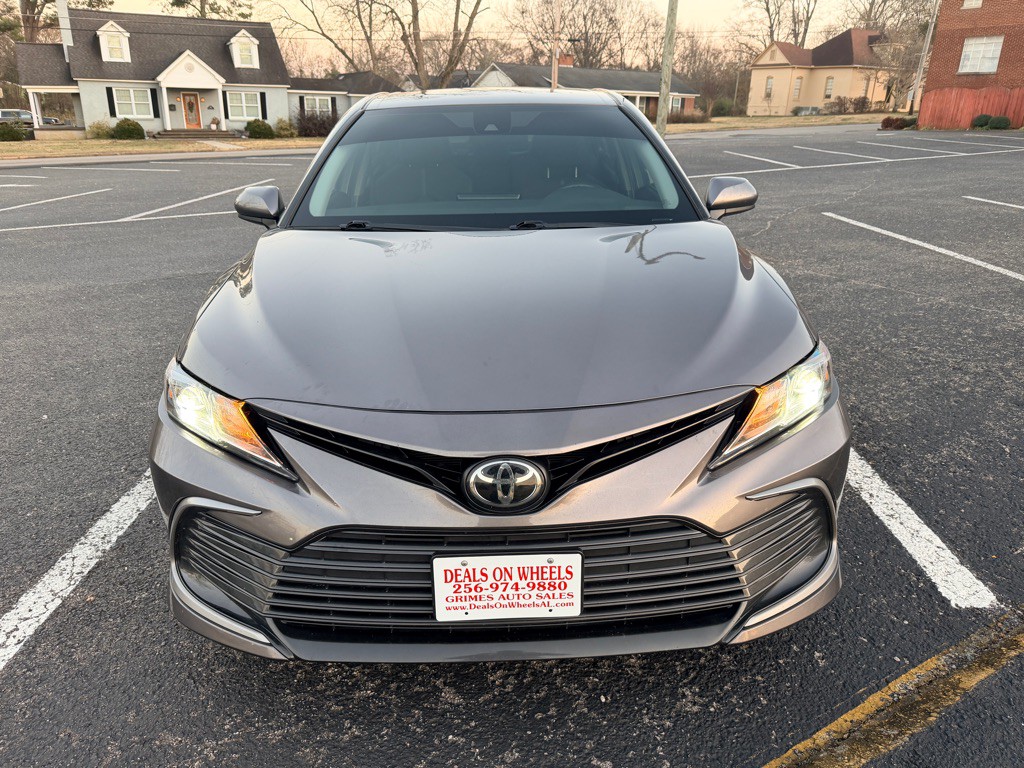 2023 Toyota Camry Image 2