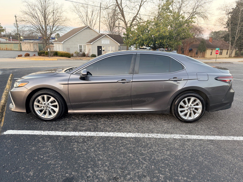 2023 Toyota Camry Image 4
